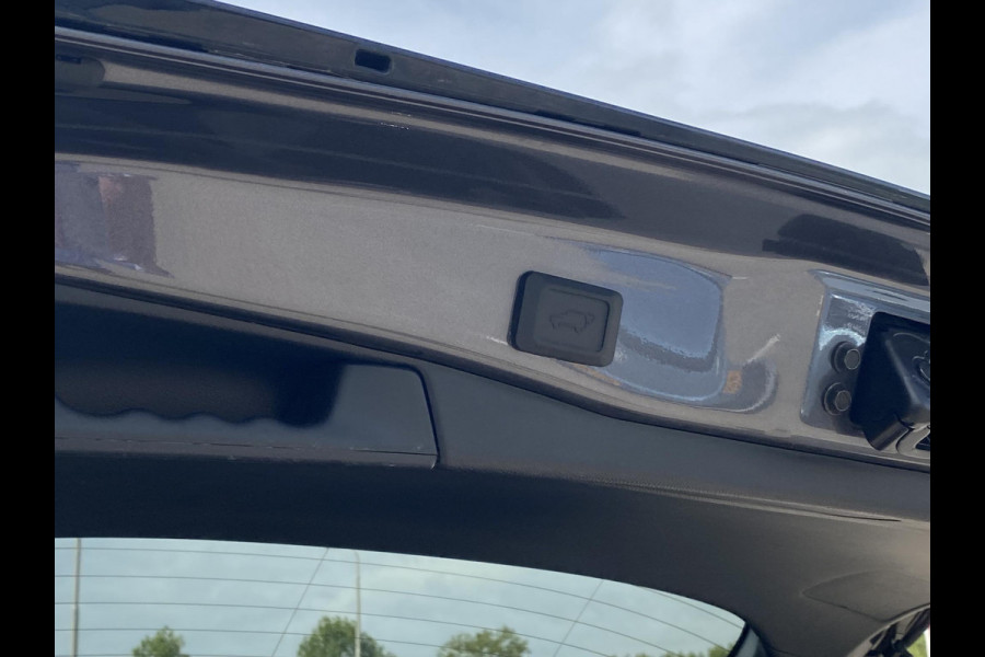 Toyota RAV4 2.5 Plug-in Hybrid AWD GR SPORT | Stoelverwarming | Stuurwielverwarming | Climate Control | Head Up Display