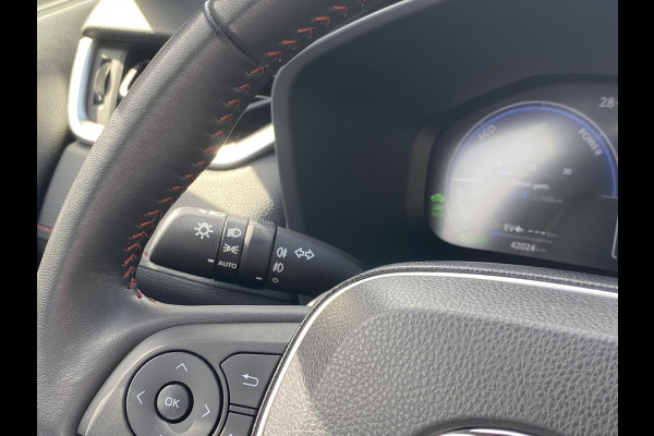 Toyota RAV4 2.5 Plug-in Hybrid AWD GR SPORT | Stoelverwarming | Stuurwielverwarming | Climate Control | Head Up Display