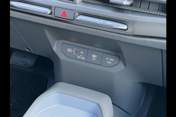 Kia EV3 Plus 81.4 kWh | Warmtepomp | 204 PK | Stoelverwarming | Stuurverwarming | BLIS | 19 inch Licht metaal