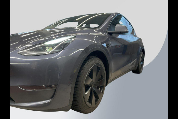 Tesla Model Y Long Range AWD 75 kWh 514pk | Trekhaak | Panoramadak | 2 bandensets