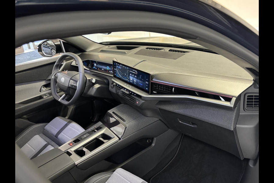 Opel Grandland 1.6 Turbo Plug-in-Hybrid GS Stoelverwarming | Stuurverwarming | Afneembare trekhaak | Focal Audio | Panoramadak