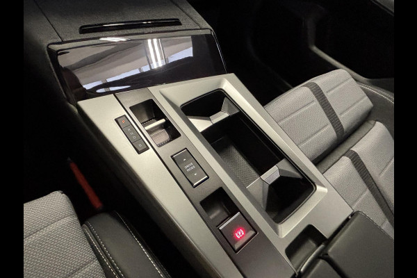 Opel Grandland 1.6 Turbo Plug-in-Hybrid GS Stoelverwarming | Stuurverwarming | Afneembare trekhaak | Focal Audio | Panoramadak