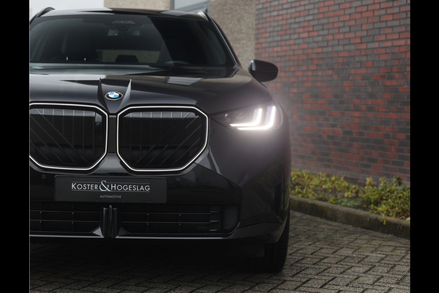 BMW X3 30e xDrive | M Sport Pro - Trekhaak - H/K - Pano