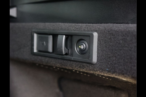 BMW X3 30e xDrive | M Sport Pro - Trekhaak - H/K - Pano