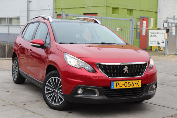 Peugeot 2008 1.2 PureTech Blue Lion AUTOMAAT PANORAMA MULTIMEDIA NAVI AIRCO CRUISE TREKHAAK ETC