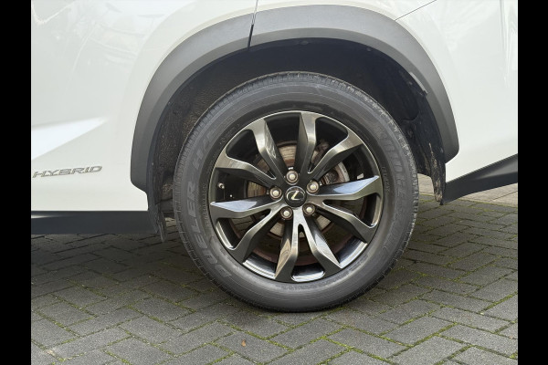 Lexus NX 300h AWD F Sport Line | Schuifdak, Trekhaak, Leer, Stoel + Stuurverwarming, Tripple LED, Adaptive cruise control, 1500KG Trekgew