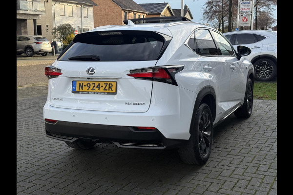 Lexus NX 300h AWD F Sport Line | Schuifdak, Trekhaak, Leer, Stoel + Stuurverwarming, Tripple LED, Adaptive cruise control, 1500KG Trekgew