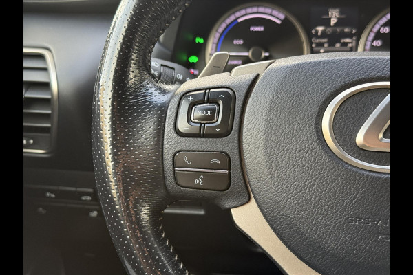 Lexus NX 300h AWD F Sport Line | Schuifdak, Trekhaak, Leer, Stoel + Stuurverwarming, Tripple LED, Adaptive cruise control, 1500KG Trekgew