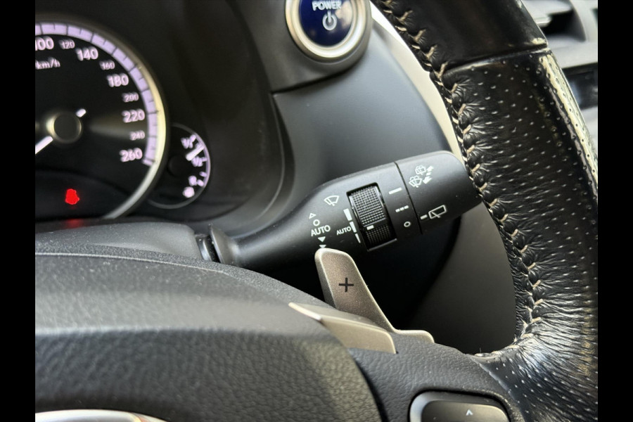 Lexus NX 300h AWD F Sport Line | Schuifdak, Trekhaak, Leer, Stoel + Stuurverwarming, Tripple LED, Adaptive cruise control, 1500KG Trekgew