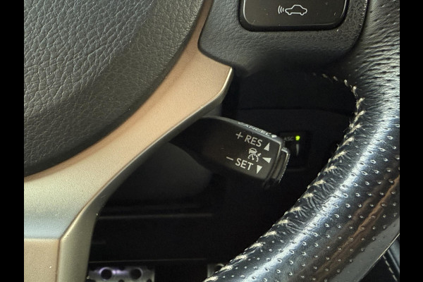 Lexus NX 300h AWD F Sport Line | Schuifdak, Trekhaak, Leer, Stoel + Stuurverwarming, Tripple LED, Adaptive cruise control, 1500KG Trekgew