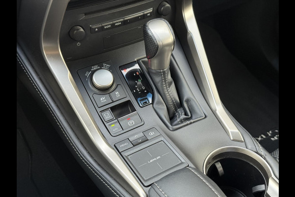 Lexus NX 300h AWD F Sport Line | Schuifdak, Trekhaak, Leer, Stoel + Stuurverwarming, Tripple LED, Adaptive cruise control, 1500KG Trekgew