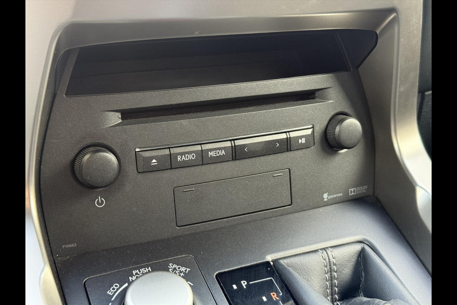 Lexus NX 300h AWD F Sport Line | Schuifdak, Trekhaak, Leer, Stoel + Stuurverwarming, Tripple LED, Adaptive cruise control, 1500KG Trekgew