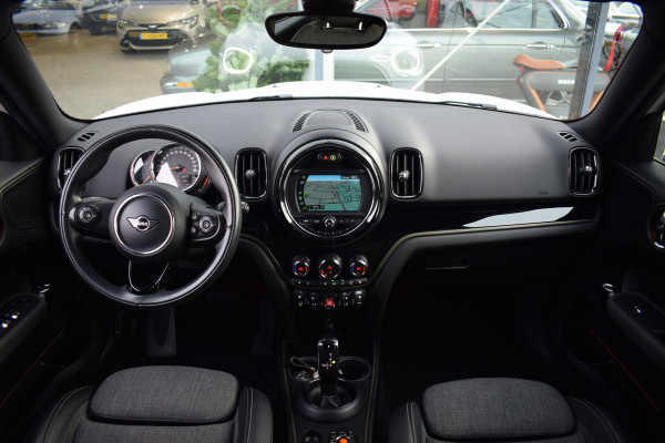 MINI Countryman 1.5 Cooper Chili | Apple CarPlay | Half Leer | Stoelverwarming