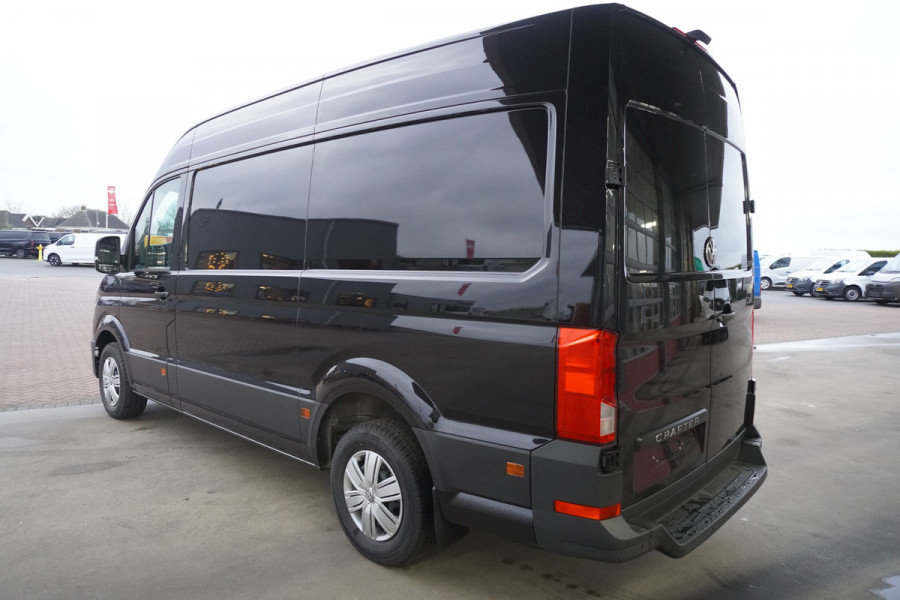 Volkswagen Crafter 35 2.0 TDI 177PK L3H3 Automaat nr. V120 | Climat | Navi | Cruise | Camera