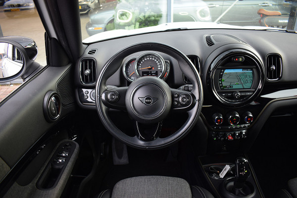 MINI Countryman 1.5 Cooper Chili | Apple CarPlay | Half Leer | Stoelverwarming