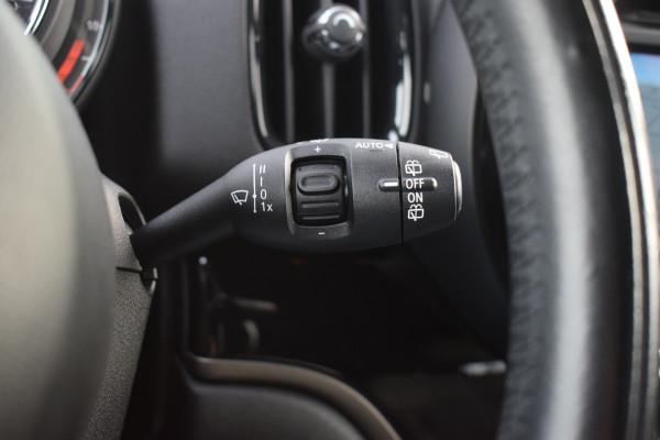 MINI Countryman 1.5 Cooper Chili | Apple CarPlay | Half Leer | Stoelverwarming