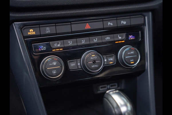 Volkswagen T-Roc 1.5 TSI Sport / Beats / Pano / Virtual / Stuur/stoel verwarming / CarPlay / Camera / LED / ACC / El. kofferbak