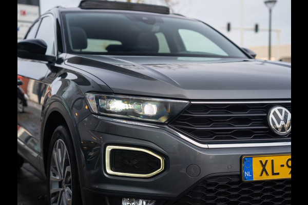 Volkswagen T-Roc 1.5 TSI Sport / Beats / Pano / Virtual / Stuur/stoel verwarming / CarPlay / Camera / LED / ACC / El. kofferbak