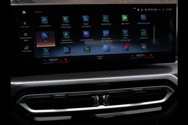 BMW 3 Serie Touring 330e Touring M Sport PHEV | DEMO ! | Navigatie Climate Control Lichtmetalen velgen LED Virtual Cockpit Parkeersensoren Voor en Achter Achteruitrijcamera Apple carplay/ Andriod auto Stoelverwarming Stuur verwarming Elektrische achterklep Prijs Incl. BOVAG Garantie