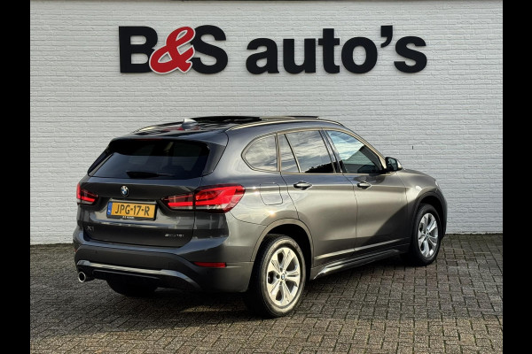 BMW X1 SDrive18i High Executive Cruise Climate control Leer+memory Sfeerverlichting Navigatie Full LED Parkeersensoren
