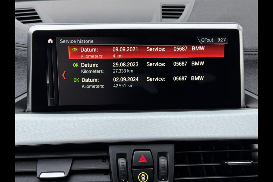 BMW X1 SDrive18i High Executive Cruise Climate control Leer+memory Sfeerverlichting Navigatie Full LED Parkeersensoren