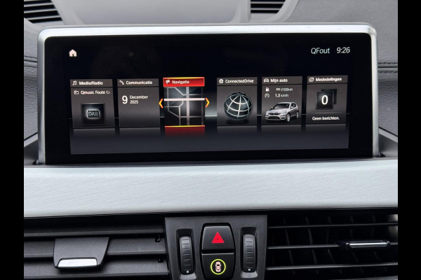 BMW X1 SDrive18i High Executive Cruise Climate control Leer+memory Sfeerverlichting Navigatie Full LED Parkeersensoren