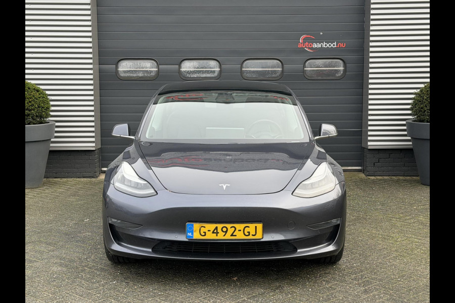Tesla Model 3 Long Range AWD 75 kWh | Autopilot | Panoramadak | Camera | Lederen Bekleding | 19 Inch Lichtmetalen Velgen |