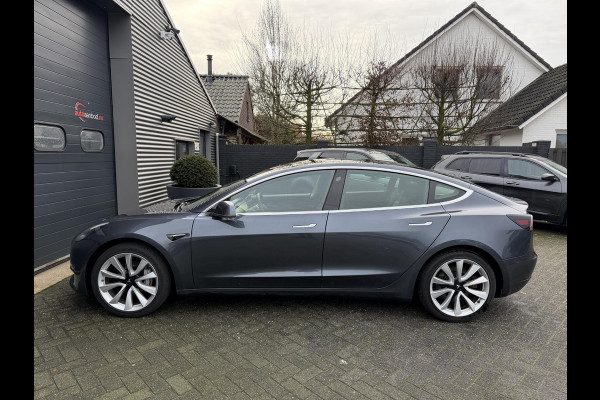 Tesla Model 3 Long Range AWD 75 kWh | Autopilot | Panoramadak | Camera | Lederen Bekleding | 19 Inch Lichtmetalen Velgen |