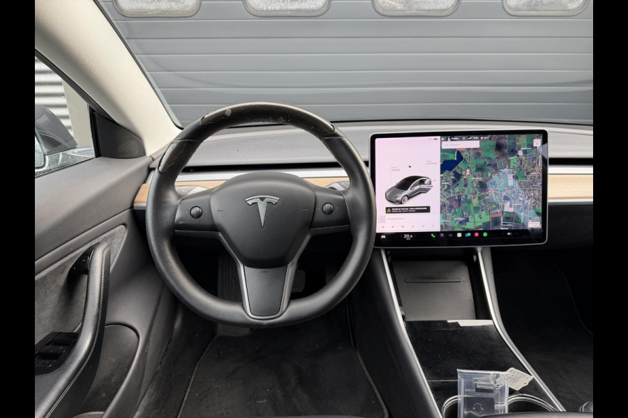 Tesla Model 3 Long Range AWD 75 kWh | Autopilot | Panoramadak | Camera | Lederen Bekleding | 19 Inch Lichtmetalen Velgen |
