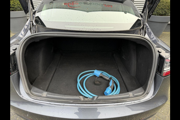 Tesla Model 3 Long Range AWD 75 kWh | Autopilot | Panoramadak | Camera | Lederen Bekleding | 19 Inch Lichtmetalen Velgen |