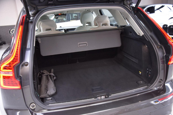 Volvo XC60 2.0 T5 AWD Inscription Panoramadak|B&O|ACC|1e Eig.|Lane-Assist|Org.NL|Dealer Onderhouden