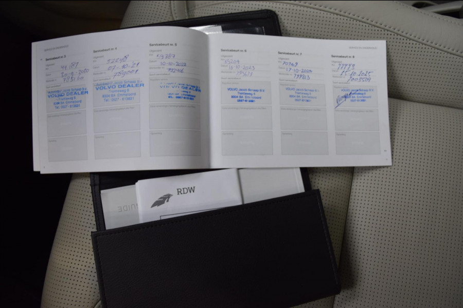 Volvo XC60 2.0 T5 AWD Inscription Panoramadak|B&O|ACC|1e Eig.|Lane-Assist|Org.NL|Dealer Onderhouden