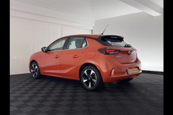 Opel CORSA-E Elegance 50 kWh [3-FASE] {SOH-90%} (INCL-BTW) Aut.*FULL-LED | DIGI-COCKPIT | LEATHER-MICROFIBRE | NAVI-FULLMAP | CAMERA | CARPLAY | ECC | KEYLESS | CRUISE | DAB | PDC | 16'' ALU*