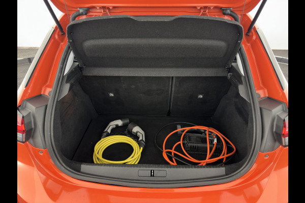 Opel CORSA-E Elegance 50 kWh [3-FASE] {SOH-90%} (INCL-BTW) Aut.*FULL-LED | DIGI-COCKPIT | LEATHER-MICROFIBRE | NAVI-FULLMAP | CAMERA | CARPLAY | ECC | KEYLESS | CRUISE | DAB | PDC | 16'' ALU*