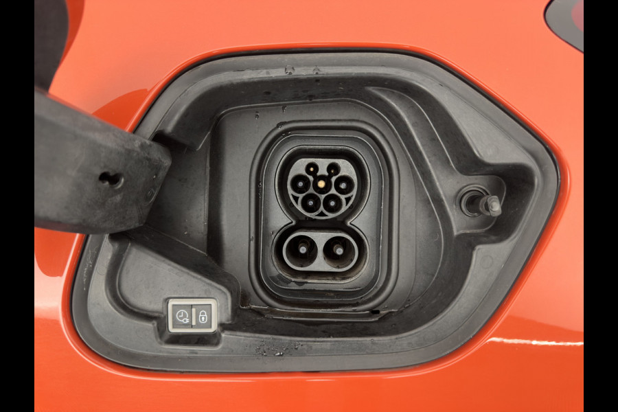 Opel CORSA-E Elegance 50 kWh [3-FASE] {SOH-90%} (INCL-BTW) Aut.*FULL-LED | DIGI-COCKPIT | LEATHER-MICROFIBRE | NAVI-FULLMAP | CAMERA | CARPLAY | ECC | KEYLESS | CRUISE | DAB | PDC | 16'' ALU*