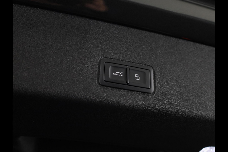 Audi Q3 1.5 200kW e-hybrid S edition 272pk | Techniekpakket plus | Privacy glas | Twin leder bekleding | Laadconcept compact |