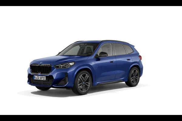 BMW iX1 xDrive30 M-Sport - Pano - Trekhaak - Memory - Harman Kardon - Massage - Head-Up