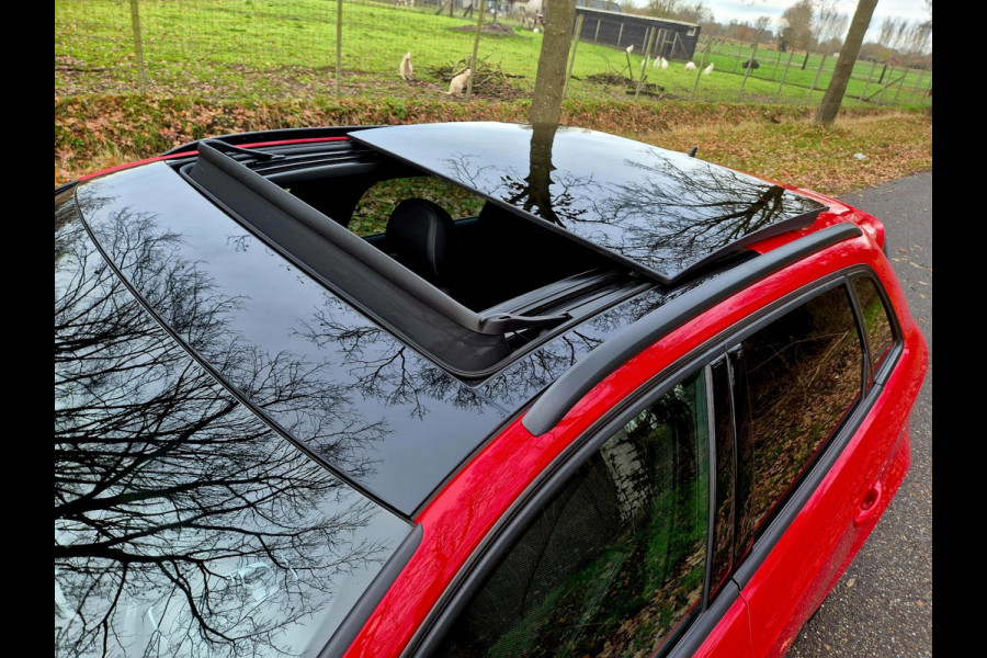 Audi A3 Sportback 35 TFSI S Line black line . Panoramadak . Matrix . 54000 km