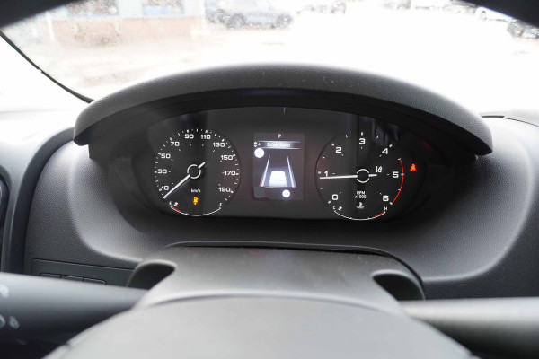 Peugeot Boxer 2.2 BlueHDi 180PK S&S L3H2 3.5t Zwaar Automaat nr. V039 | Airco | Cruise | Navi | Camera