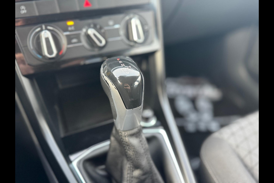 Volkswagen T-Cross 1.0 TSI Life DSG Navigatie APPLE Carplay Led ACC