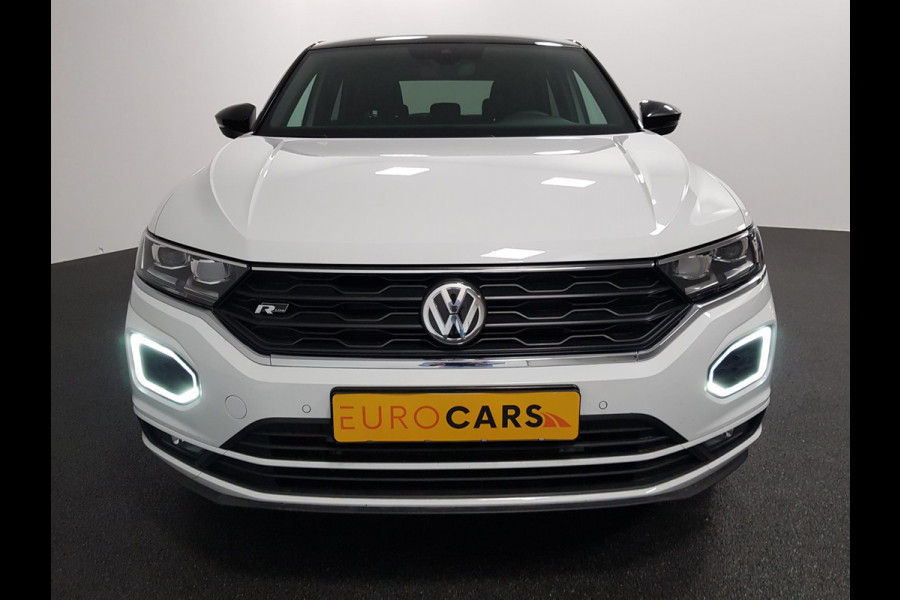 Volkswagen T-Roc 1.5 TSI Sport R-Line | Navigatie | Virtual Cockpit | Climate Control | DAB | Electrische Achterklep | 18"LMV | Stoelverwarming
