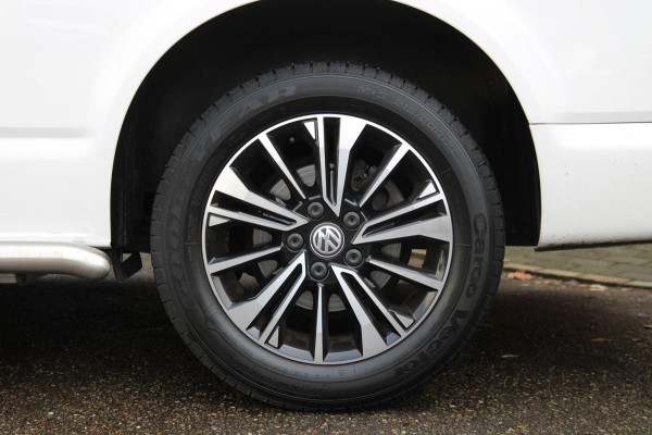Volkswagen Transporter 2.0 TDI L2H1 AUTOMAAT Bulli / App connect / Adatieve cruise / Trekhaak