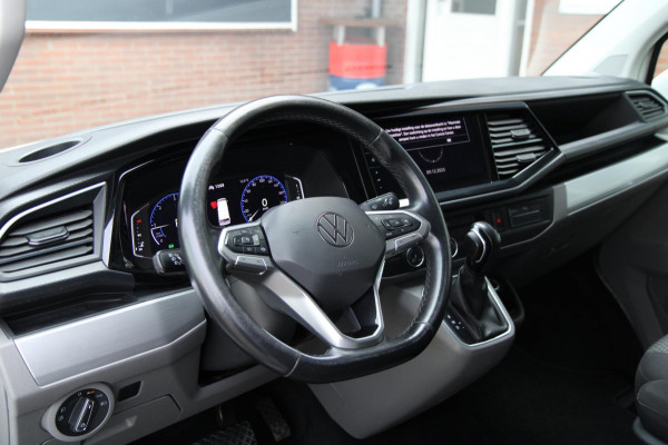 Volkswagen Transporter 2.0 TDI L2H1 AUTOMAAT Bulli / App connect / Adatieve cruise / Trekhaak