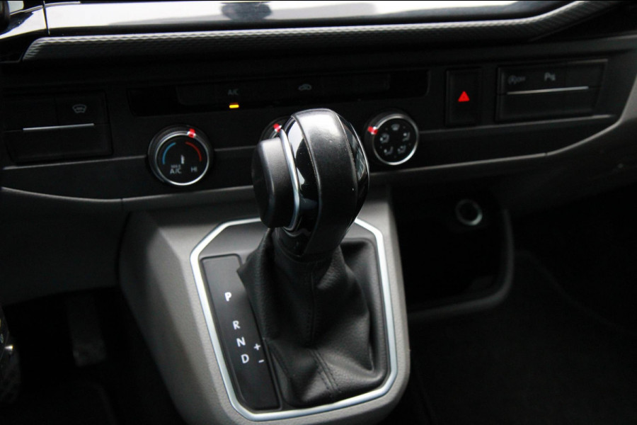 Volkswagen Transporter 2.0 TDI L2H1 AUTOMAAT Bulli / App connect / Adatieve cruise / Trekhaak
