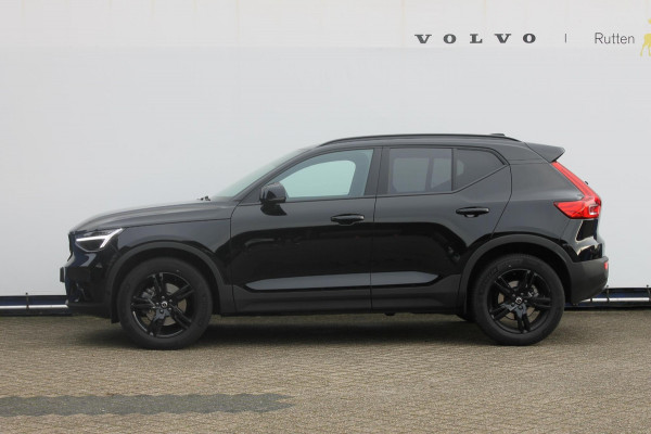 Volvo XC40 B4 211PK Automaat Plus Dark "Black uitgevoerd" / Google infotainment / Harman Kardon audio / Getinte ramen van de B-Stijl / Stoel en stuurwielverwarming