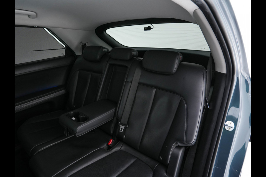 Hyundai IONIQ 5 Connect+ AWD 77.4 kWh [3-FASE] (INCL. BTW) AUT.* HEATPUMP | BOSE-AUDIO | FULL-LED | DIGI-COCKPIT | AMBIENT-LIGHT | DAB | SHIFT-PADELS | HEAT UP | NAVI-FULLMAP | KEYLESS | CAMERA | HEATED-COMFORTSEATS | ...*