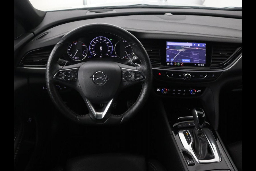 Opel Insignia 1.6 Turbo Executive | OPC Line | Panoramadak | Leder | Trekhaak | Stoelverwarming | Camera | Carplay | Matrix LED | Stuurverwarming | Navigatie | Dodehoek detectie | Climate control