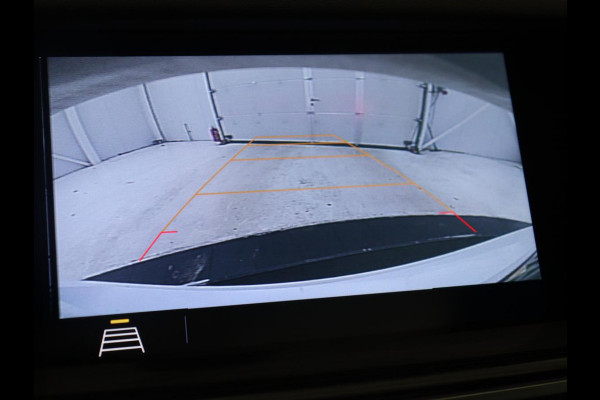 Opel Insignia 1.6 Turbo Executive | OPC Line | Panoramadak | Leder | Trekhaak | Stoelverwarming | Camera | Carplay | Matrix LED | Stuurverwarming | Navigatie | Dodehoek detectie | Climate control