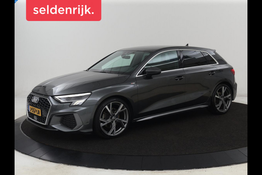 Audi A3 35 TFSI S edition | Stoelverwarming | Carplay | Navigatie | Half leder | Sportstoelen | Full LED | Audi Sound | Virtual Cockpit | Climate control | Parkeerhulp | DAB | Bluetooth | S Line