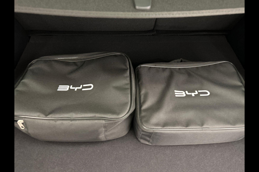 BYD SEAL U 1.5 DM-i FWD Boost PHEV 218PK Pano/Dak, Head/Up Adapt.Cruise/Control,360-Camera, NEW, BTW!!